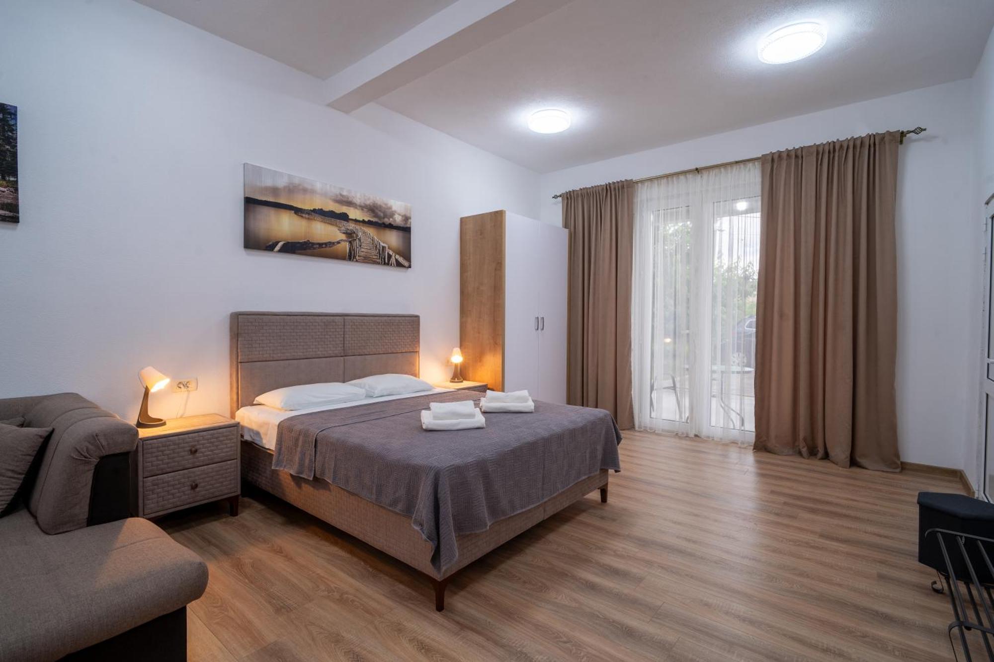 Dane Apartment Airport Podgorica Mitrovici  Экстерьер фото