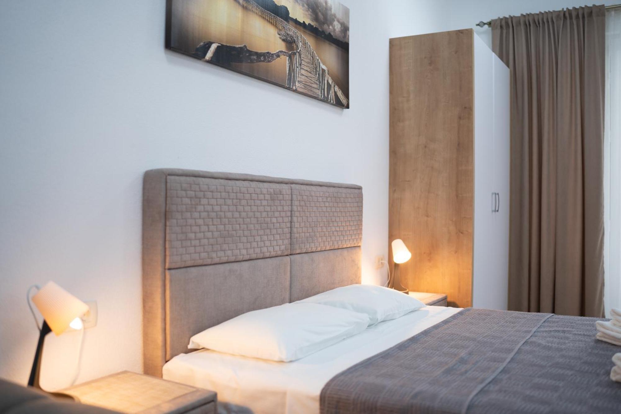 Dane Apartment Airport Podgorica Mitrovici  Экстерьер фото